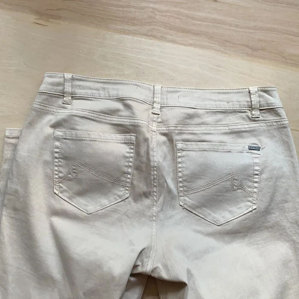 Max Tan Jeans  - Picture 6 of 8